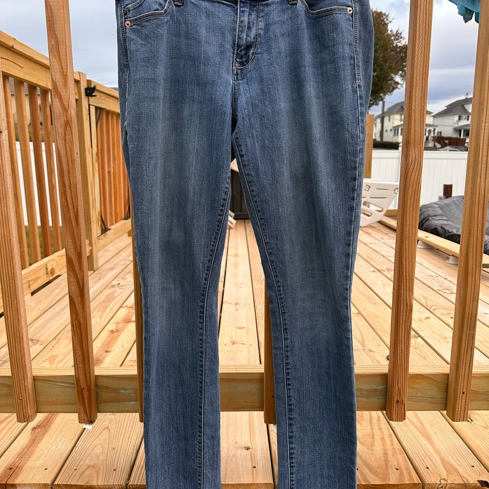 Old Navy Women's Straight Leg Blue Jeans